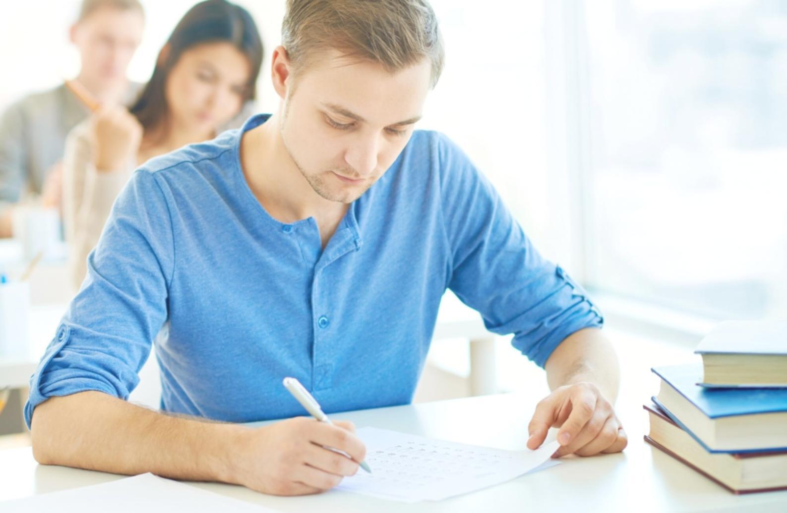 Environnement d'apprentissage moderne avec outils de gestion financière